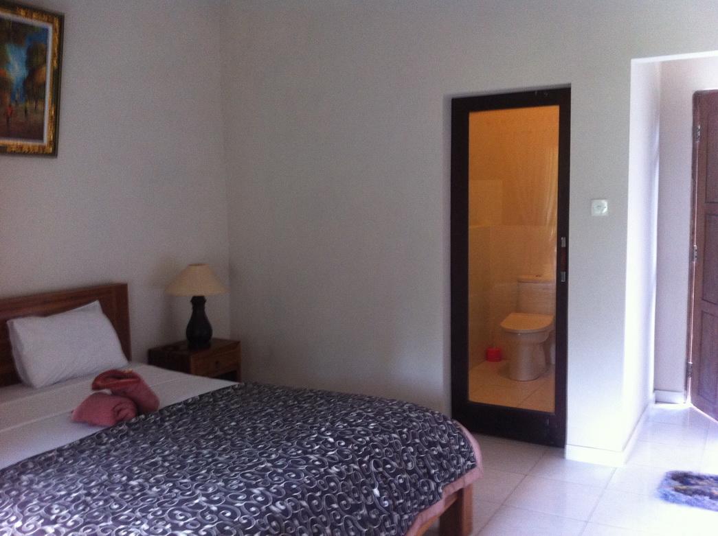 Mesari Homestay & Warung アメッド エクステリア 写真