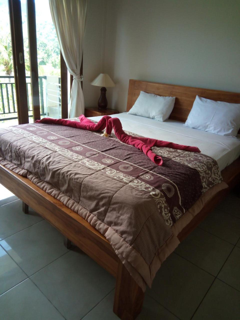 Mesari Homestay & Warung アメッド エクステリア 写真